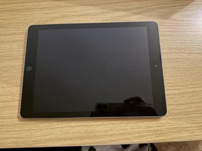 Apple iPad 6. Generation A1893 - Bild 1 von 2