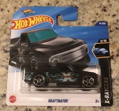 Hot Wheels DRAFTNATOR NERO LET’S RACE NERO 2025 1:64 - Immagine 1 di 2