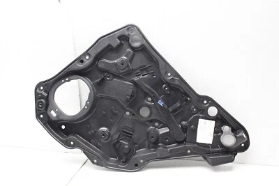 Marco de panel de puerta interior trasero derecho Mercedes Benz CLA 45 AMG 2015 14-19 Foto 1 de 4