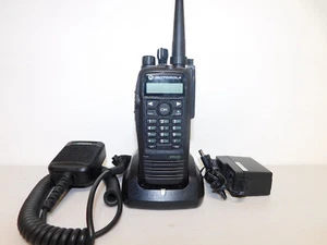 Motorola XPR6550 DMR MotoTRBO VHF 136-174mhz Digital Portable radio with Accys - Zdjęcie 1 z 1