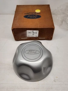 NEW Genuine Ford Silver Wheel Center Cap 95-98 Explorer 95-97 Ranger F57Z-1130-A - Picture 1 of 12