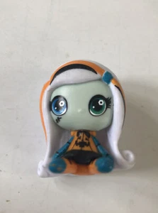 2015 Mattel Figurine Halloween Bigeyes Girl - Picture 1 of 10