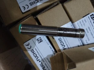 Pepperl-Fuchs UB200-12GM-I-V1  IN  NEW  BOX  ALL NEW - Bild 1 von 1