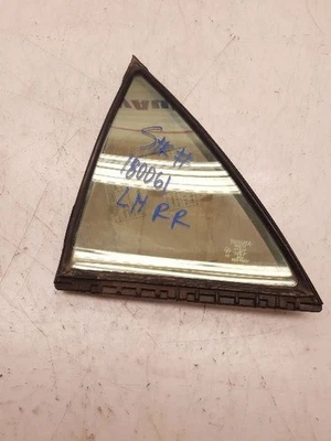 Vidrio de ventilación de puerta trasera izquierda del conductor para 99-03 LEXUS RX300 173714 Foto 1 de 4