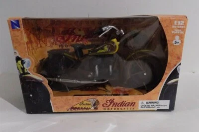Indian Chief Motorcycle 1:12 Brown Yellow 2014 New Ray - Image 1 of 4