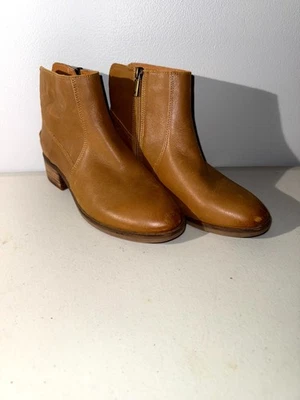 Bota para mujer Lucky Brand Pedera 7,5 M cuero marrón tacón apilado cremallera lateral botín Foto 1 de 4