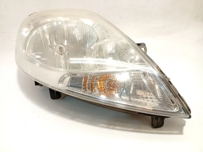 8200701356 FARO DERECHO / 89313980 / 93859830 / 7795463 PARA NISSAN PRIMASTAR AU - Imagen 1 de 4