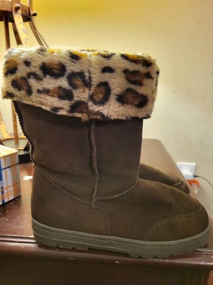 Style & Co 女式冬季靴上衣毛皮衬里棕色 8m 码 — 第 1/4 张图片