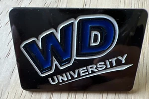 Wilmington Delaware WD University Pinback - Picture 1 of 7