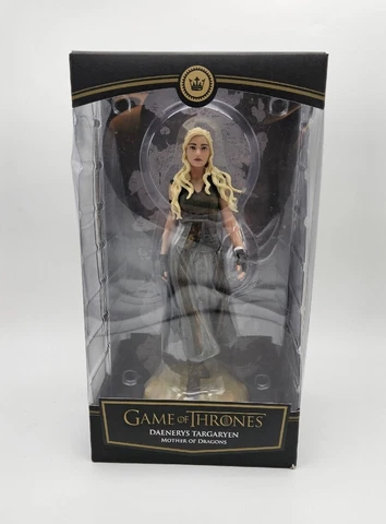 Dark Horse Deluxe Game of Thrones Daenerys Targaryen Mother of Dragons Figure Cover