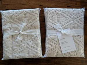 POTTERY BARN Set di 2 Shams Diamond Matelasse - Farina d'avena - Std - Nuovo con etichette - Foto 1 di 2