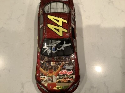 Terry Labonte 2006 autografiado Kellogg's Texas Tribute diecast con certificado de autenticidad y tarjeta Foto 1 de 4