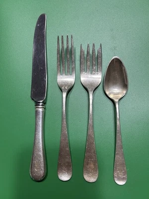 Juego de cubiertos Windsor by Old Newbury Crafters de plata de ley 8 servicio 26 piezas Foto 1 de 4