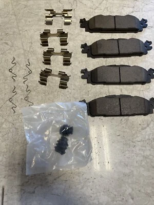 Juego de pastillas de freno delanteras Powerstop Z23-1508 para Ford Explorer 2011-2019 Foto 1 de 4