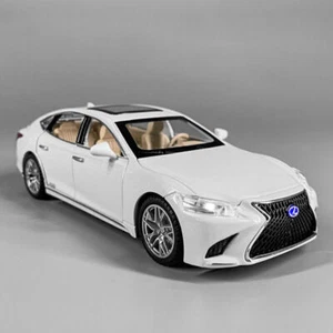 1:32 Lexus LS500h Kids Sound&Light Toy Car Model Collection Diecast Alloy Gifts - Picture 1 of 15