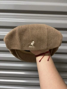 Gorra Kangol Para Hombres Pequeña Gris Bambú Galaxia Marrón Beige Ajustable Plana Años 90 Y2K - Imagen 1 de 4
