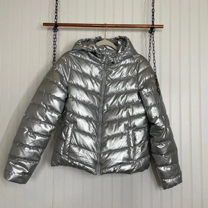 NWOT Madden NYC Girls Metallic Silver Full Zip Hooded Puffer Jacket Size XL - Picture 1 of 10