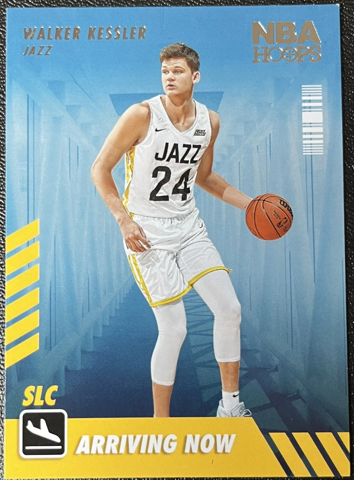 2022-23 Panini NBA Hoops Basketball Rookie RC Arriving Now #22 Walker Kessler