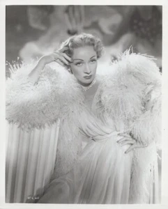 Marlene Dietrich glamour portrait original 8x10 photo - Picture 1 of 1