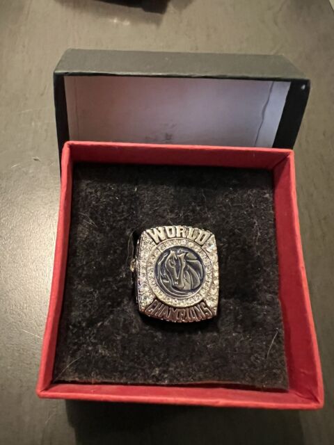 Dallas Mavericks 2011 Dirk Nowitzki NBA Championship ring replica - MVP Ring