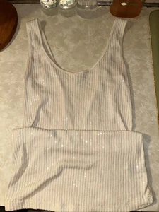 Camiseta sin mangas Express para mujer con lentejuelas crema talla grande - Imagen 1 de 5