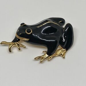 Women’s Brooch Hat Pin Black Gold Tone Frog 2.” Eyes Glassy Body Gold Tone Trim