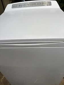 Fisher and Paykel 8kg Capacity Aquasmart - Picture 1 of 4