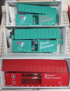 OFERTA* KITS DE COCHE DE CAJA GREAT NORTH 40' (verde) y 50' (rojo) juego de 3 coches limitado - Imagen 1 de 2