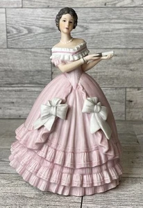 Lenox The Great Fashions Of History " Caroline " Porcelain Figurine - Picture 1 of 12