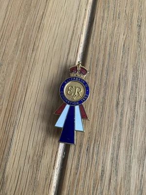 1953 Queen Elizabeth II Coronation Brooch Pin Badge - Image 1 of 2