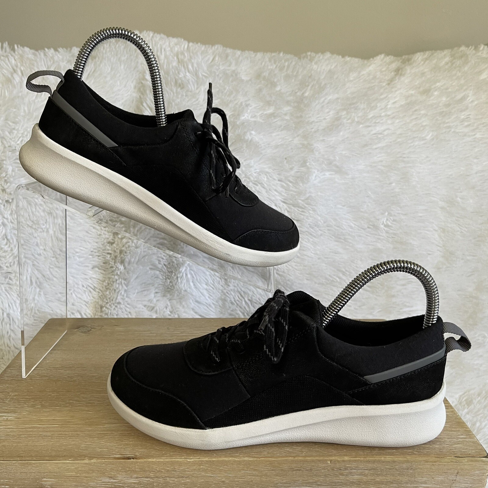 clarks cloudsteppers sneakers