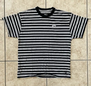 Nike SB Men's Short Sleeve Black T-Shirt Medium Stripes Skateboard Athletic Top - Picture 1 of 21