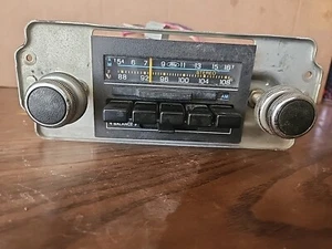 VINTAGE FORD RADIO STEREO AM FM D9AF-9A179-BA - OEM - Picture 1 of 13