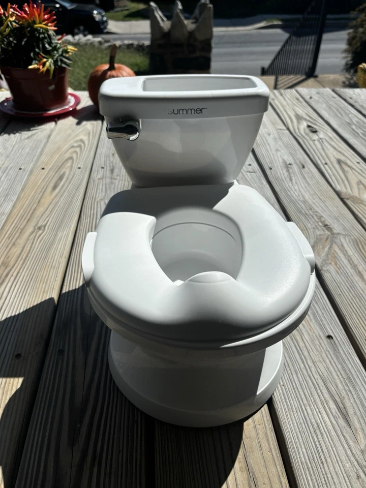 Summer Infant My Size Potty 11520 - Image 1 of 4