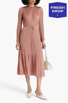 PVP 367€ VINCE. Vestido midi talla S rojo plisado cuello redondo Foto 1 de 4