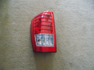  ✅2007-2010 Hyundai Entourage Left Driver Tail Light Lamp Taillight OEM - Picture 1 of 3