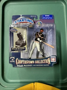 Starting Lineup (2) Willie McCovey San Francisco Giants Cooperstown Collection - Picture 1 of 2