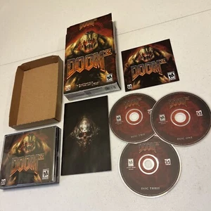 Doom 3 kleine Box Computerspiel PC CD neue Disks 2004, komplett neuwertig - Bild 1 von 13