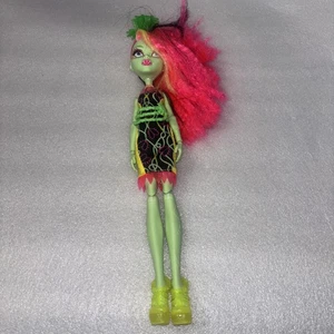 Vintage Monster High Doll Electrified Hair Raising Ghouls Venus MCFlytrap - Picture 1 of 6