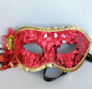 Venetian Face Masquerade Mask Red Sequin Gold Trim * NEW * - Picture 1 of 1