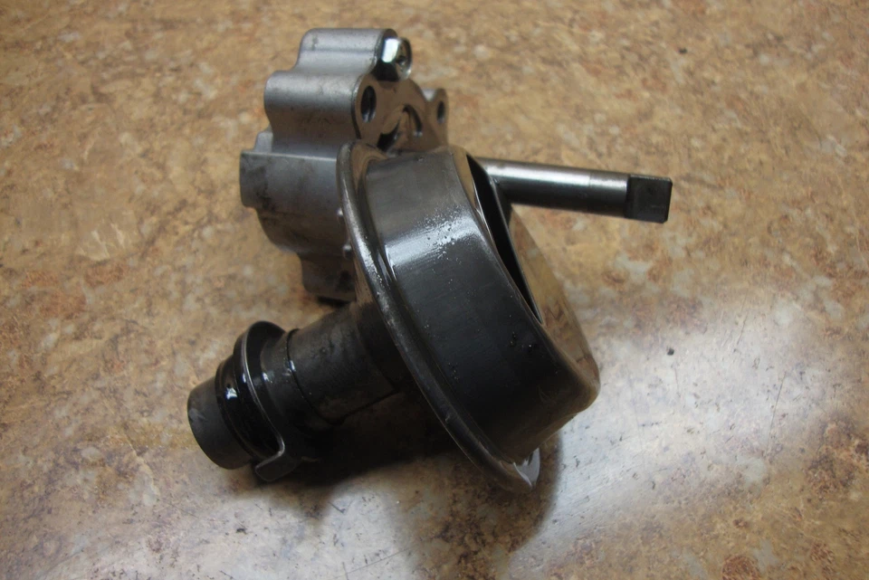 Honda CBR600F4 2004 CBR 600 F4 CBR600 motor bomba de aceite piezas pantalla motor M9 Foto 1 de 1