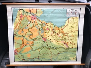 VINTAGE 1950 DUTCH SCHOOL EDUCATION GEOGRAPHICAL CANVAS LAND-MAP CHART # UTRECHT - Picture 1 of 7