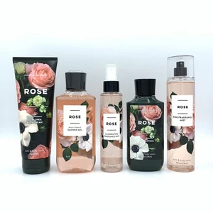 Bath & Body Works crema rosa, gel doccia, shimmer, lozione e nebulizzatore confezione da 5 pezzi - Foto 1 di 2