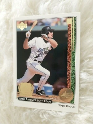 1998 Upper Deck 10th ANNIVERSARY TEAM Wade Boggs #X15 - Image 1 of 2