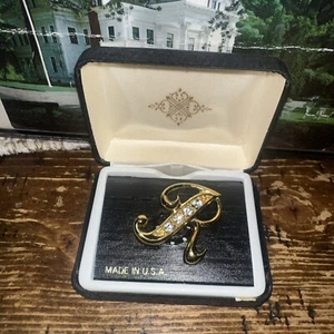 Vintage Rhinestone Letter R Initial Pin  Gold Tone - Picture 1 of 2