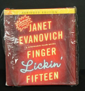 Stephanie Plum Novel:Finger Lickin' Fifteen Janet Evanovich 2009, Used, Abridged - Picture 1 of 8