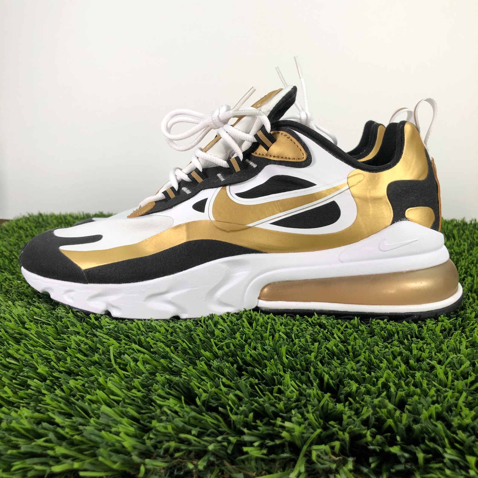 nike air max 270 react gold