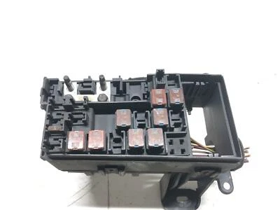 15-19 Lincoln MKC Trunk Mounted Fuse Box Assembly Oem Tested - Image 1 of 4
