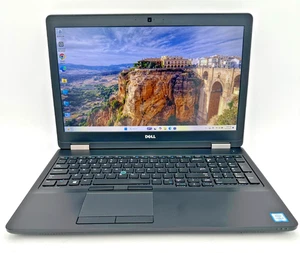 Portátil Dell Latitude E5570 15.6" (2.60GHz, Core i5 - 6440HQ, 8GB RAM, 256GB SSD)- - Imagen 1 de 13