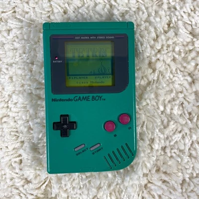 Sistema de consola portátil Nintendo Gameboy original verde DMG-01 Play It Loud Foto 1 de 4